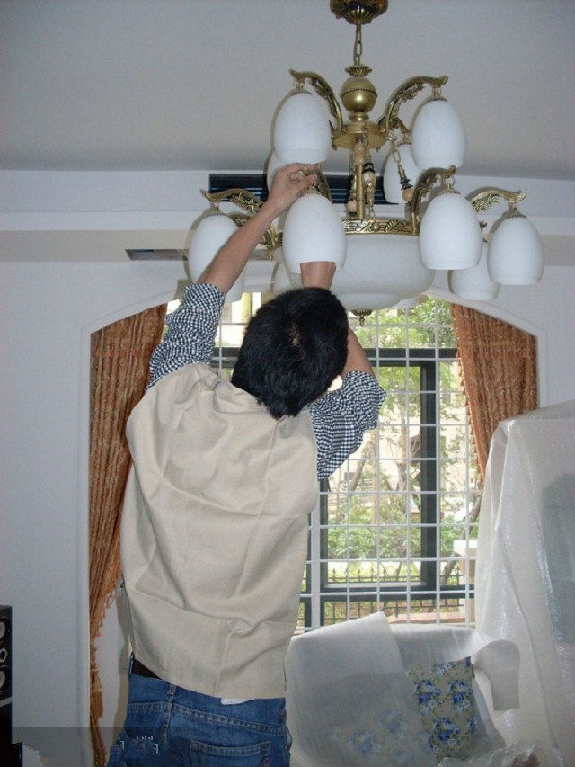 led室内灯具工程案例_led室内灯具及参数_室内装修施工顺序灯具安装