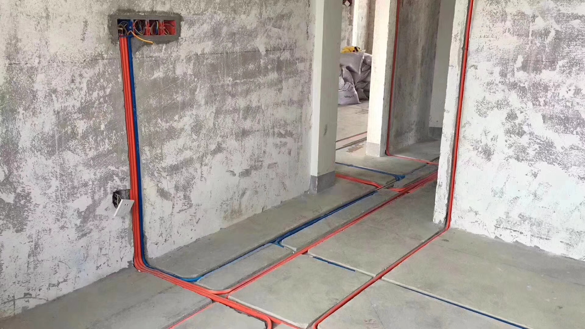二次装修线路改造需要拆除原来_线路装修效果图_自助餐厅装修效果工业风图