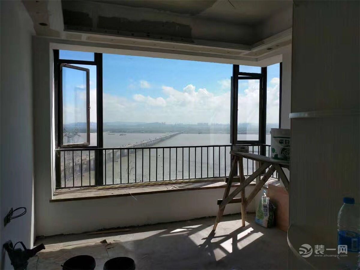 一般装修泥瓦造价_城市道路造价一般多少_一般公路造价