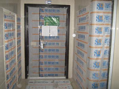 施工成品保护的措施是_肯德基门施工组织设计_装修施工时如何保护门